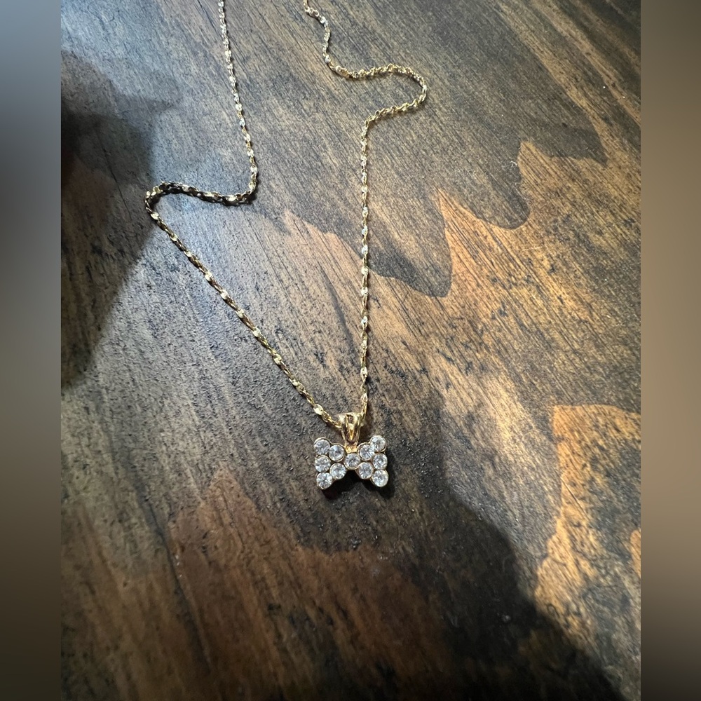Gold Bow Pendant Necklace
